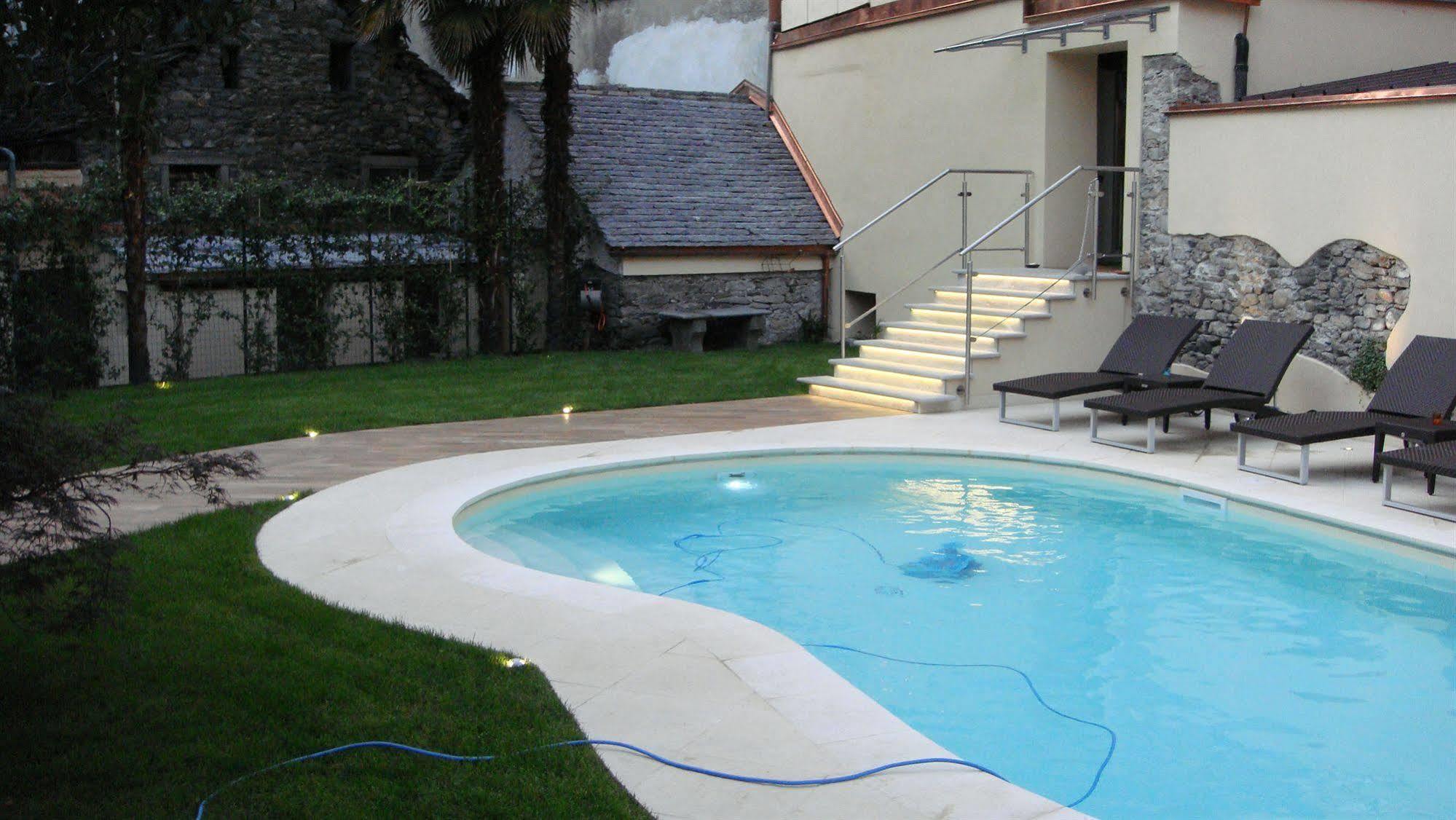 Albergo Corona Domodossola Exterior photo